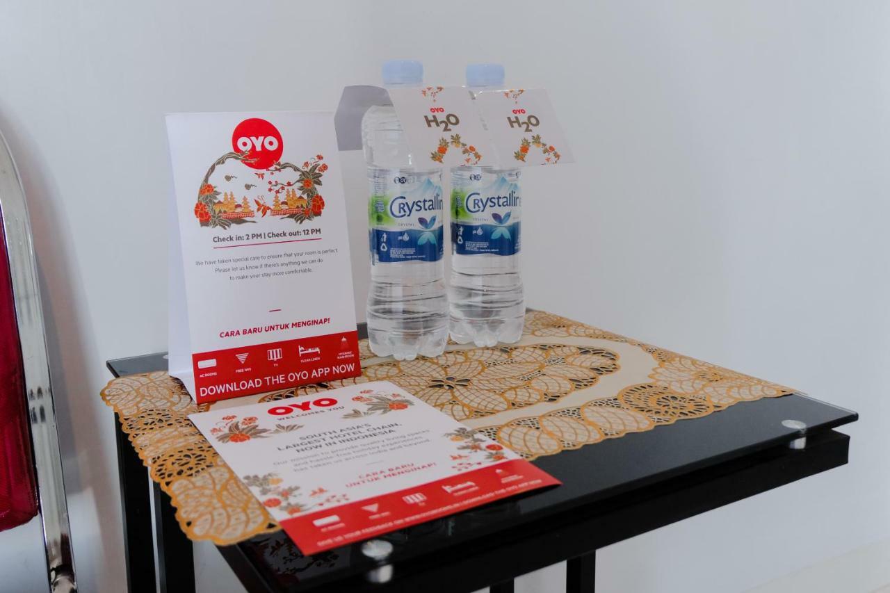 Oyo995爱丽丝伊斯兰家庭旅馆 Jembel 外观 照片