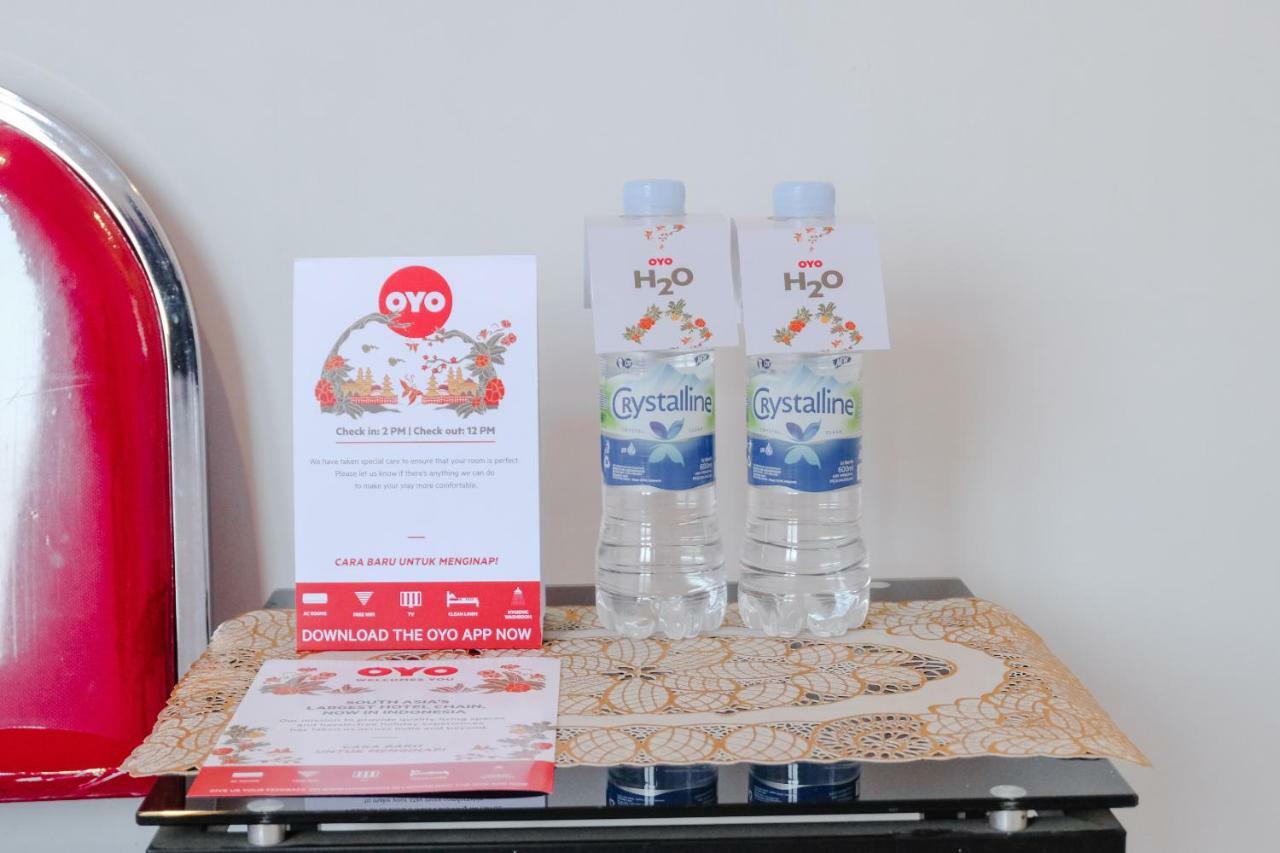 Oyo995爱丽丝伊斯兰家庭旅馆 Jembel 外观 照片